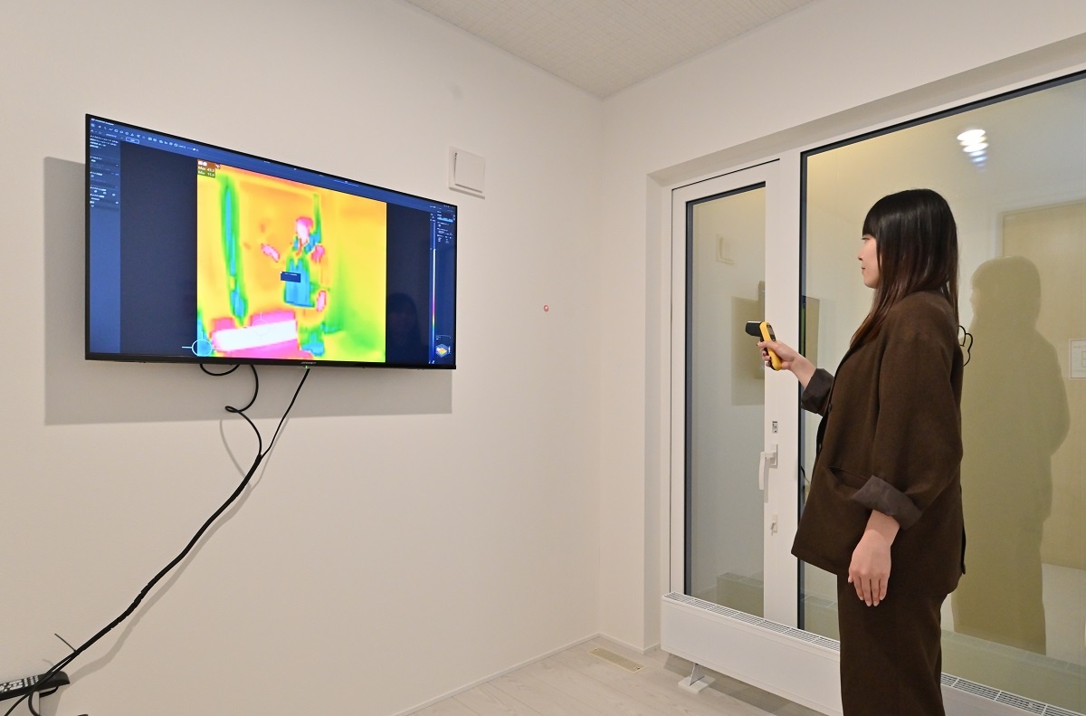 ショールーム開設、断熱性能の異なる部屋を用意